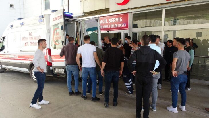 Adana’da kazada yaralanan asker şehit düştü