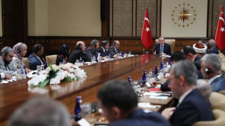 Erdoğan, ABD’li ve Kanadalı kanaat önderleriyle görüştü