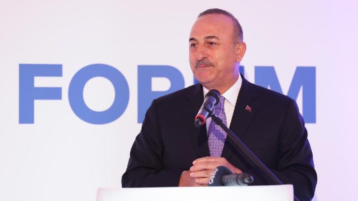 Çavuşoğlu’ndan Finlandiya ve İsveç açıklaması: Teröre verdikleri destek açık