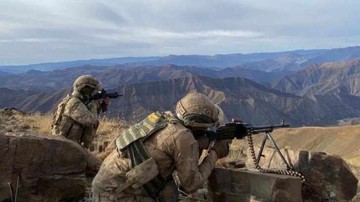 Hakkari’de 4 terörist etkisiz hale getirildi