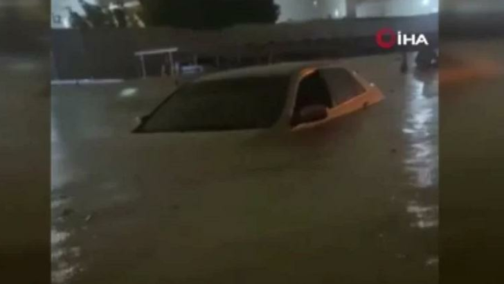 BAE’de sel felaketi: 7 ölü