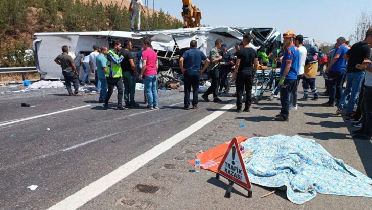 15 kişinin öldüğü kazaya karışan otobüs şoförü adliyeye sevk edildi