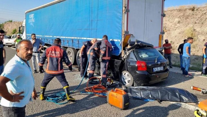Ankara’da trafik kazası: 4 kişi hayatını kaybetti