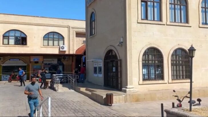Antalya’da banka müdürü, şubede rehin alındı