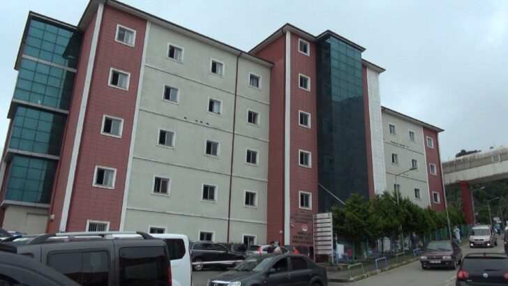Rize’de hastane yangını: 60 hasta tahliye edildi