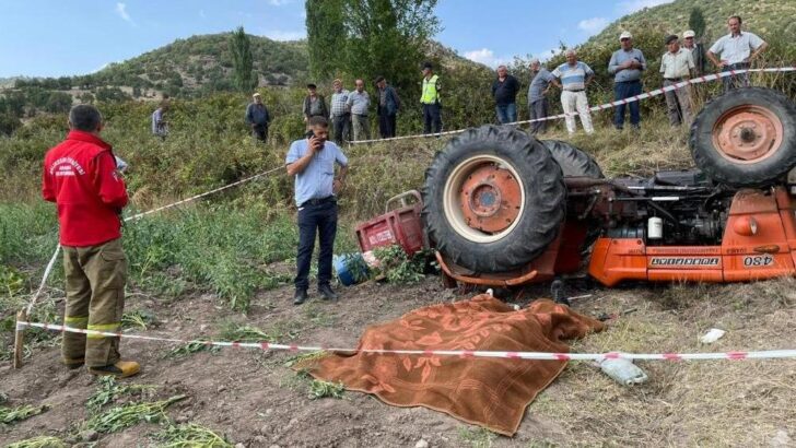 Traktör kazasında amca yeğen hayatını kaybetti