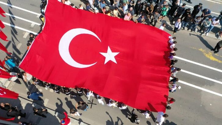 Türkiye, Büyük Zafer’in 100. yıl dönümünü coşkuyla kutluyor