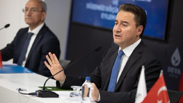 Babacan: Yunanistan ateşle oynuyor