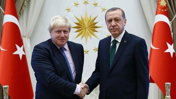 Cumhurbaşkanı Erdoğan, İngiltere Başbakanı Johnson ile telefonda görüştü