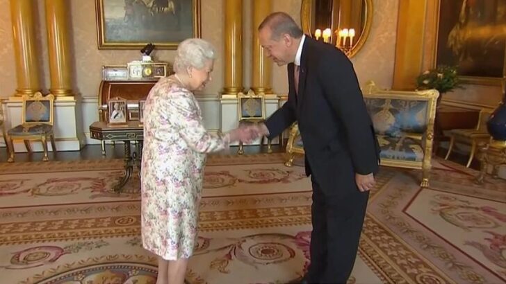 Cumhurbaşkanı Erdoğan: Kraliçe Elizabeth’in vefatını üzüntüyle öğrendim