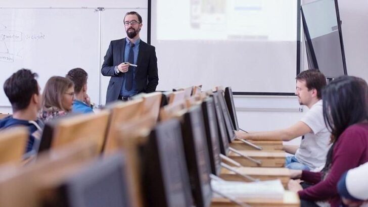 Doğuş Üniversitesi 22 Öğretim Üyesi alacak