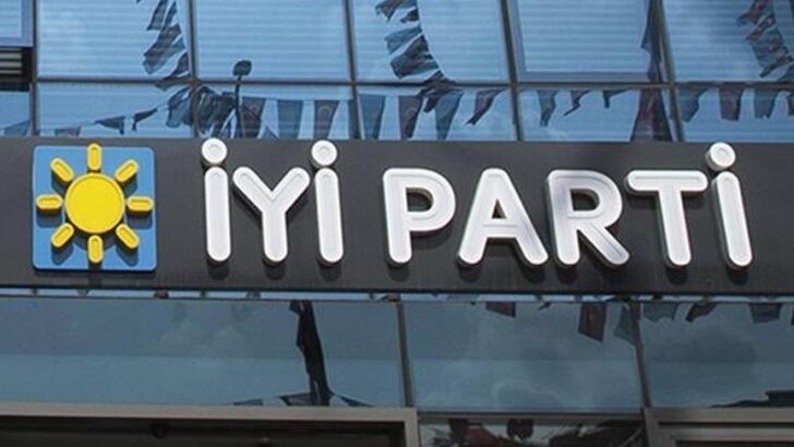 İYİ Parti il başkanı, görevinden istifa etti