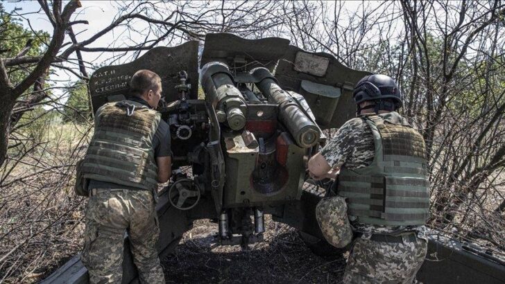 Rusya, Ukrayna’nın iki şehrindeki birliklerini geri çekiyor
