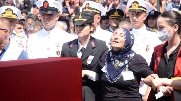 Şehit Astsubay Okan Meteöz, son yolculuğuna uğurlandı
