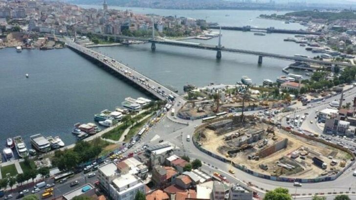 Atatürk (Unkapanı) Köprüsü trafiğe kapatıldı