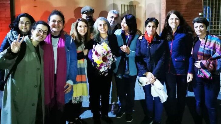 Aysel Tuğluk tahliye edildi
