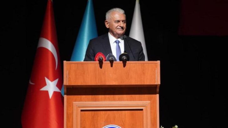 Binali Yıldırım coronaya yakalandı