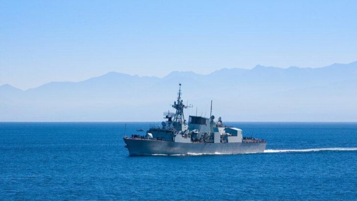 İngiliz donanması Karayipler’de 400 kilogram kokain ele geçirdi