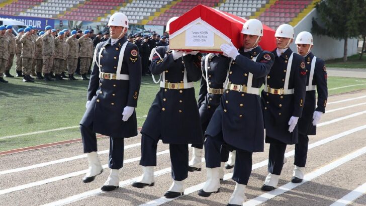 Karabük’te görevi başında kalp krizi geçiren astsubay hayatını kaybetti