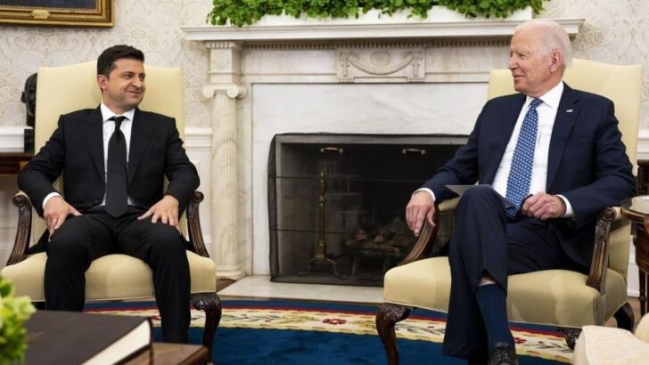 Zelenskiy saldırılar sonrası Biden ile görüştü