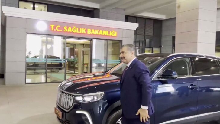 Bakan Koca, Togg’u makam aracı yaptı