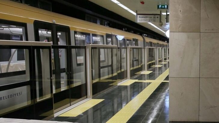 Sürücüsüz metro aracı sefere çıkmaya hazır