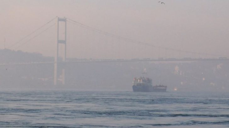İstanbul’da sisli sabah… Görüş mesafesi düştü