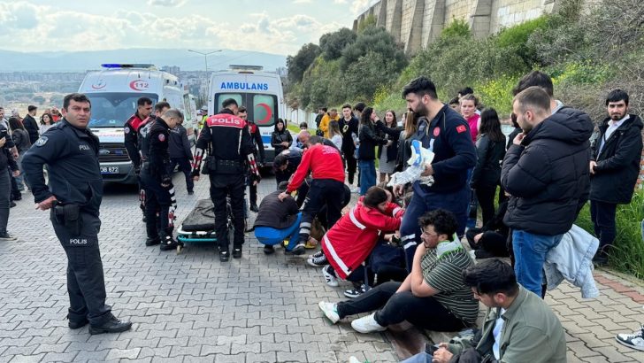 Aydın’da otobüs devrildi… 2’si ağır 27 yaralı