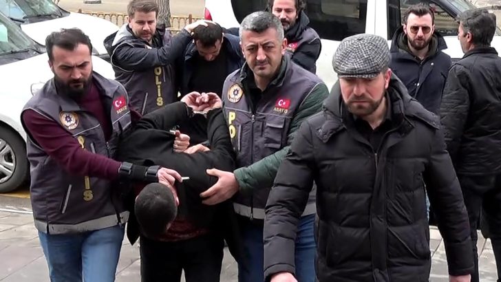 Cezaevinden kaçtı, eşini katletti