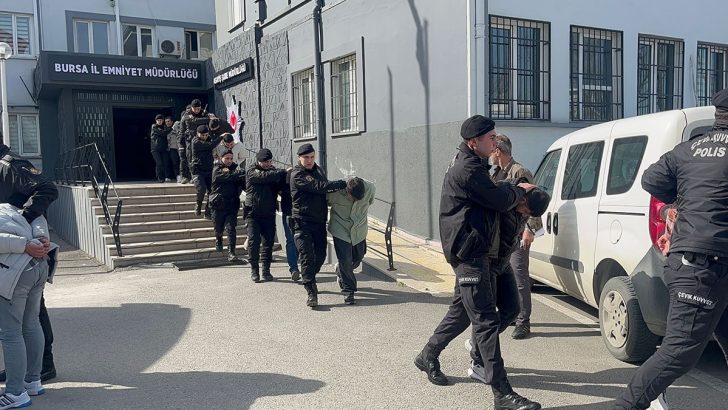 Kadınlar Günü’nde 25 kadın kurtarıldı