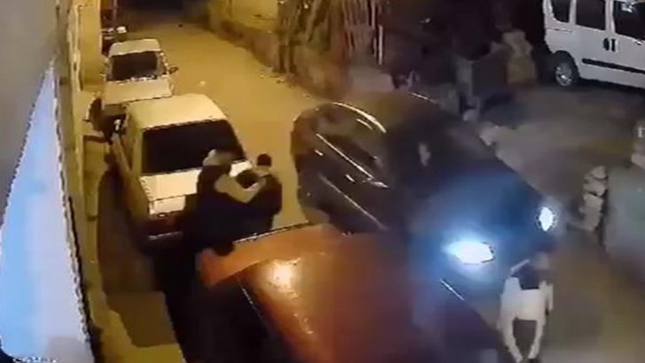 Kahvehanede tartıştığı kişiyi bıçakla öldüren çocuk tutuklandı