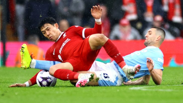 Liverpool ile Manchester City yenişemedi zirve el değiştirdi