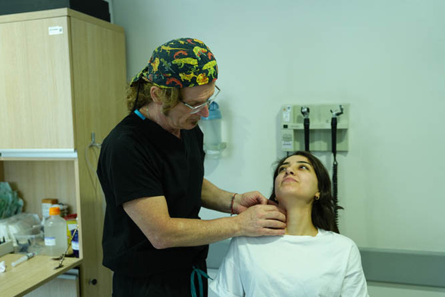 Boynunuzdaki şişliği göz ardı etmeyin! Profesör uyardı: "Ciddi bir hastalığın habercisi olabilir" - Resim: 0