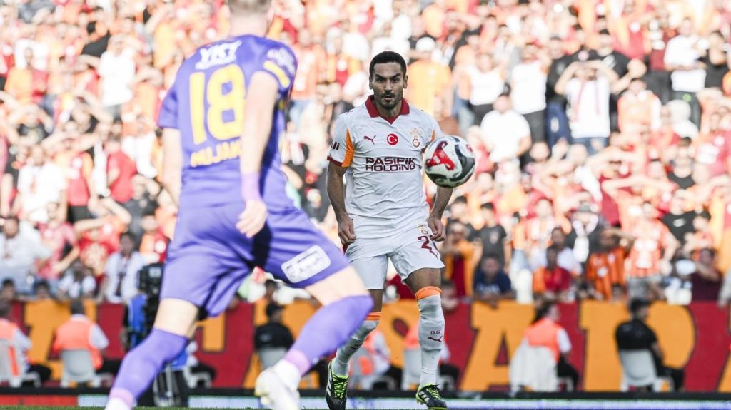 Galatasaray’da yeni transferler görücüye çıktı