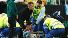 Avrupa gecesi kabusa döndü: Robin Van Persie oğlunu endişeli gözlerle izledi