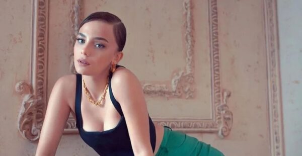 Bahar Şahin’den Şeyma Subaşı’na gönderme