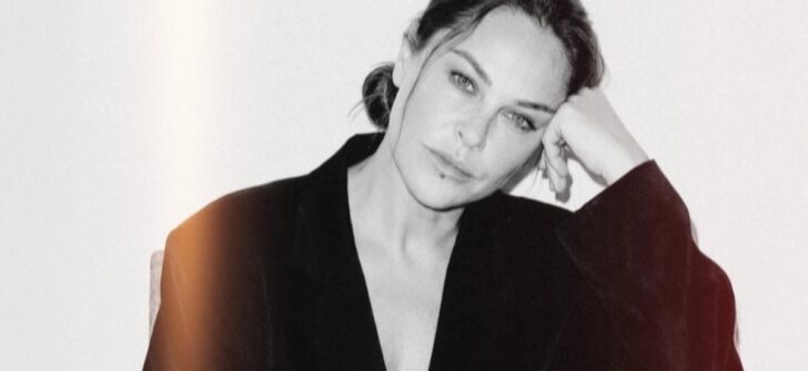 Başörtülü yeni rolü için hazırlanıyor! Hülya Avşar’dan set paylaşımı