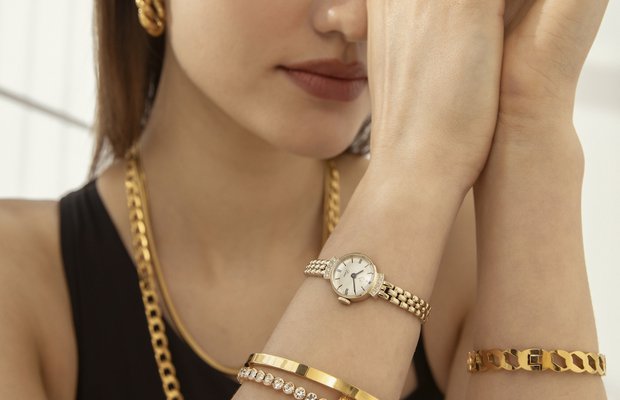 Bileğinizde nostaljik ve şık bir dokunuş