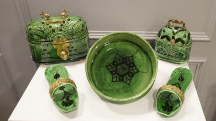 Çini sanatında 12 yıllık bir yolculuk: Songül Şimşek’in ‘Desende Saklı’ sergisi