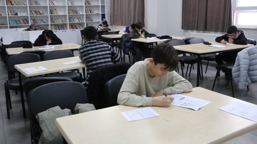 Diyarbakır’da tatilde de eğitim seferberliği