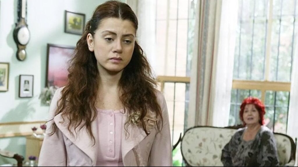 Gökçe Bahadır’ın yeni mesleği! Yapımcı da oldu