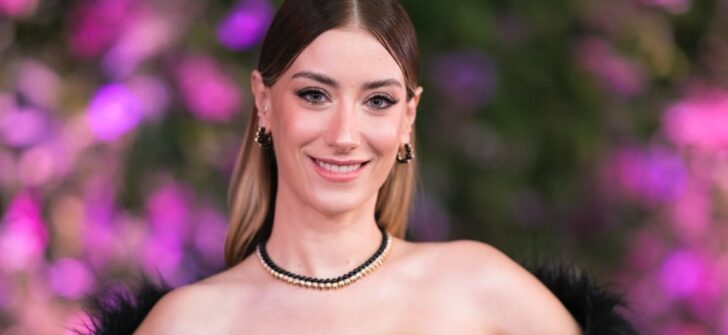 Hazal Kaya’dan Tarkan paylaşımı: İyi ki tanışmadım