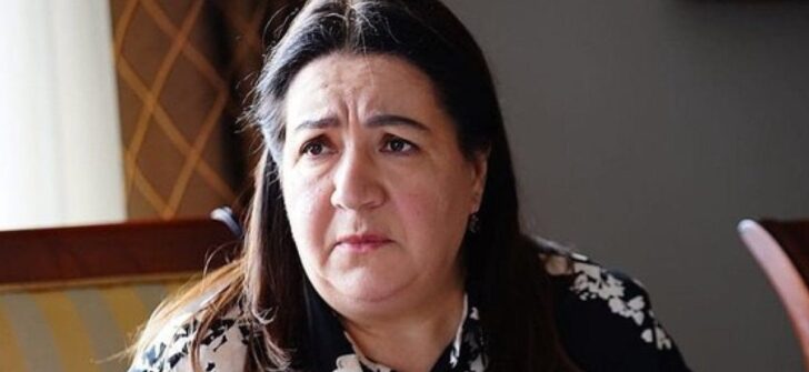 Hülya Duyar evini gösterdi! Boğaz manzarası var