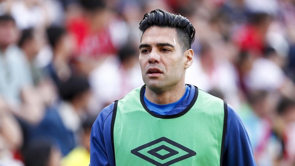 Radamel Falcao, futbola geri döndü