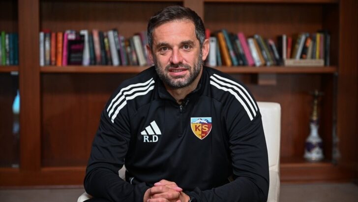 Radomir Djalovic, AA’nın “Yılın Kareleri” oylamasına katıldı