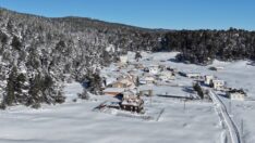 Sarıalan Yaylası kışa büründü: 14 köyün yaylasında kartpostallık manzara