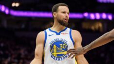 Stephen Curry, NBA’de en çok sayı atan ilk 20’de
