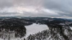 Tokat’ta Kurt Gölü kış manzarasıyla büyüledi