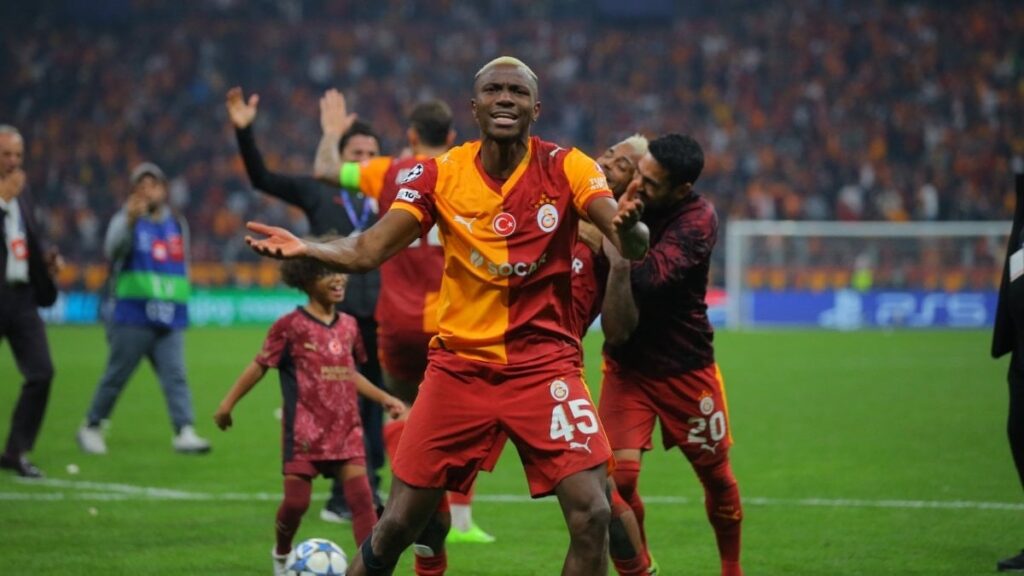 Victor Osimhen, rekor için Manchester City maçına çıkacak