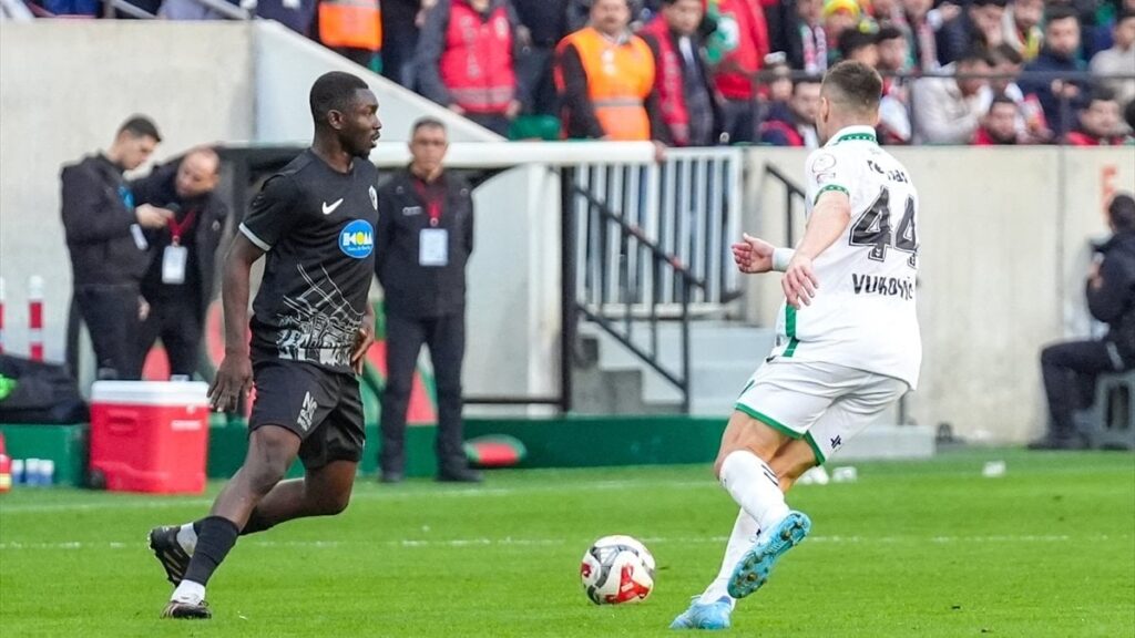 Amed Sportif Faaliyetler ile Sakaryaspor yenişemedi